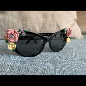 Authentic New DOLCE & GABBANA Floral Sunglasses
